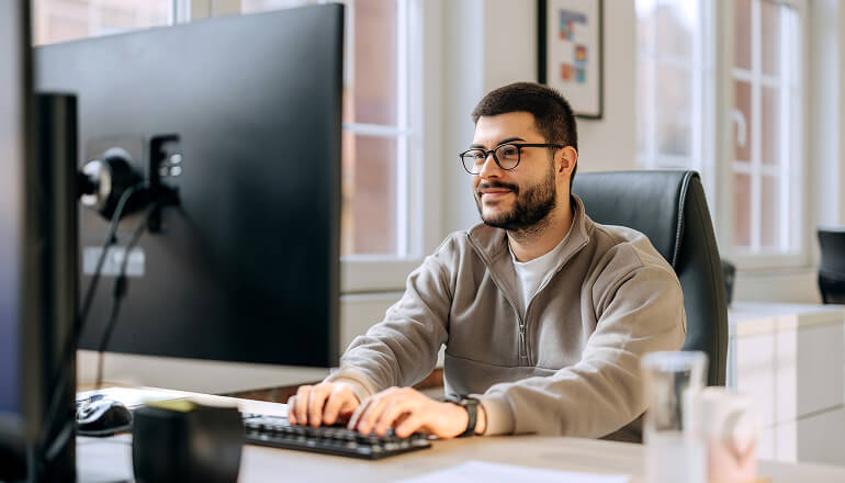 Article AI Use Cases Financial Services Can Unlock With Copilot+ PCs Image