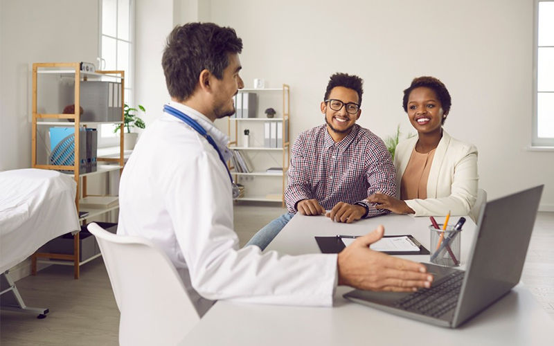 Doctor having a meeting on patient